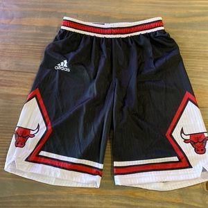 Adidas Youth Chicago Bulls Shorts. Youth Small